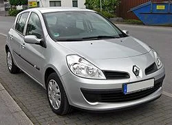 250px-Renault_Clio_III_20090527_front.webp
