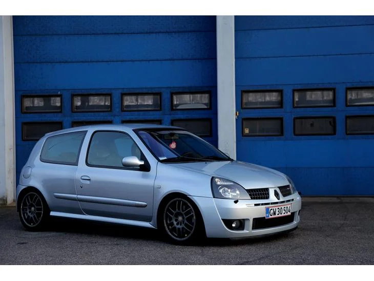 2577580-renault-clio-rs.webp