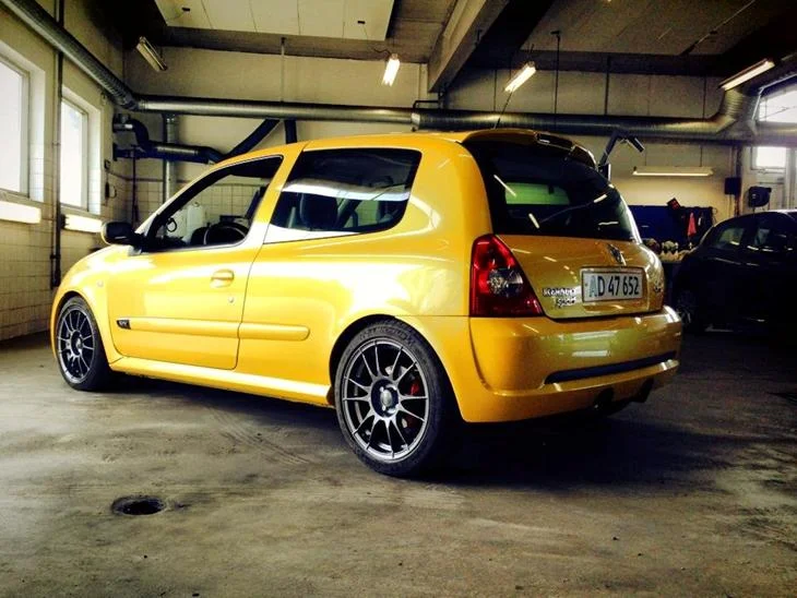2790129-renault-clio-sport-182.webp
