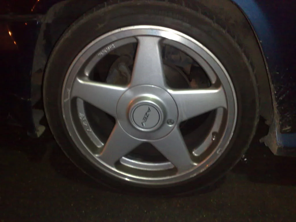28082008293.webp