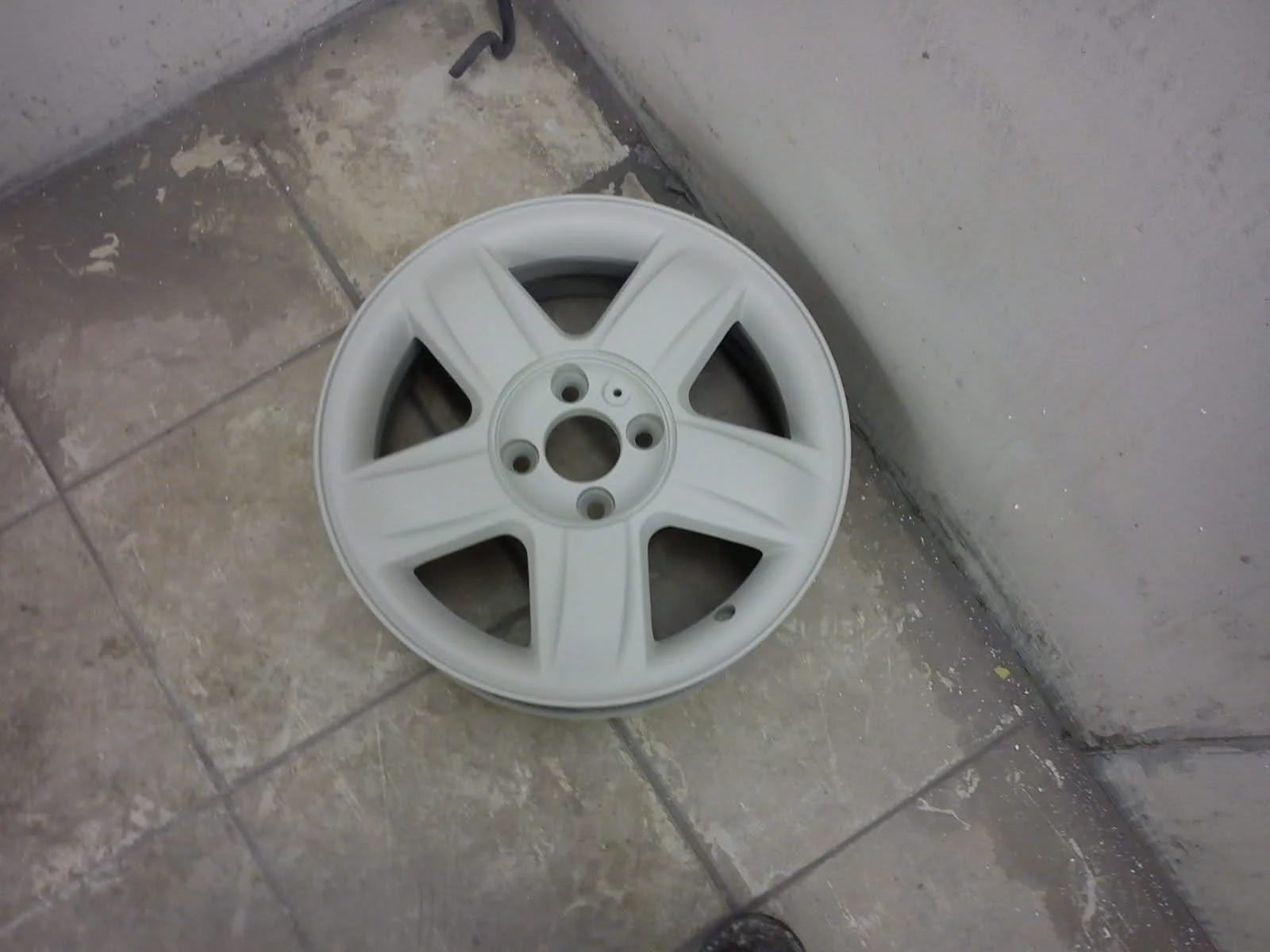 2gwax01.webp