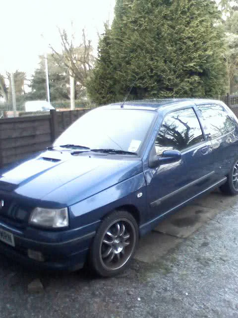 2lx702s.webp