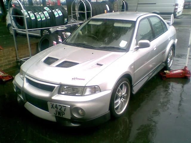 2VI.webp