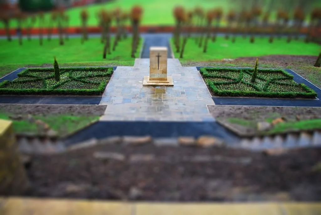 3116259316_f7f6b5fb38_b-tiltshift.webp