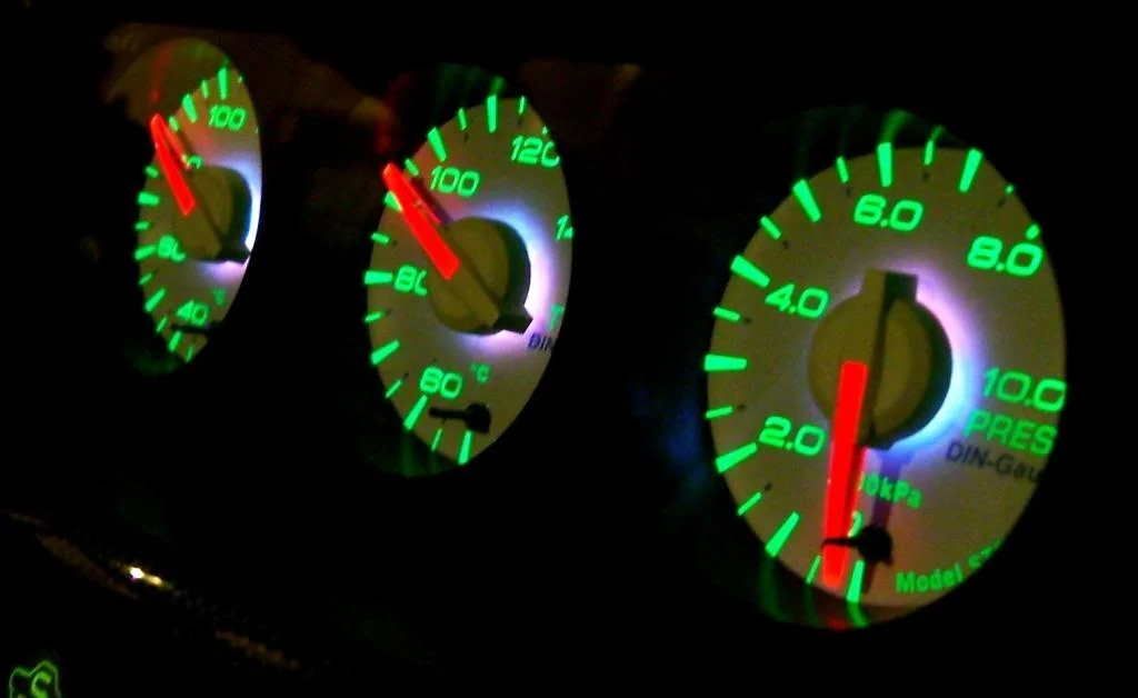 31910830009_large-1.webp