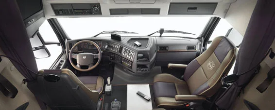 566x228-fh16-cab-interiors02.webp