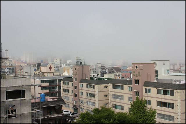 5701053669_f251e1229d_z.jpg
