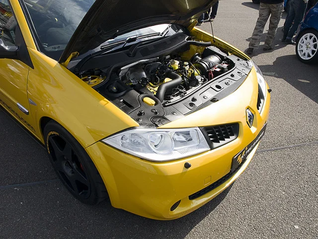 5799997981_0601e53ec2_z.webp