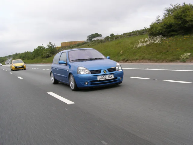 5801139294_5c8f872959_z.webp