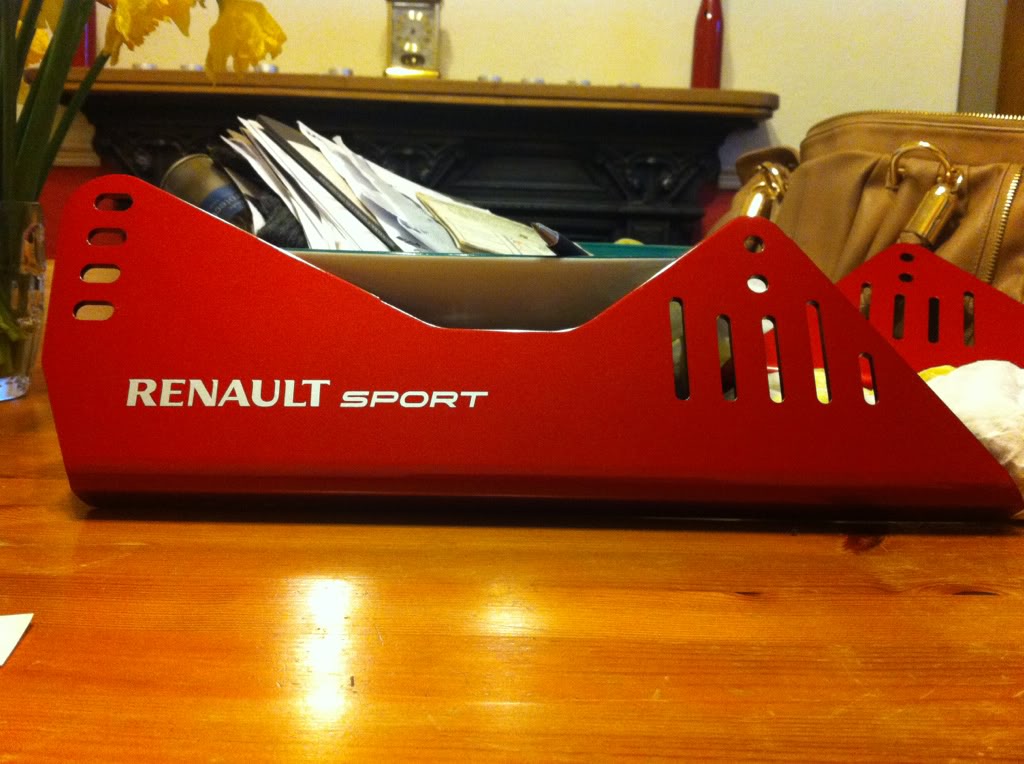 5804eb8b.jpg 5804eb8b.jpg