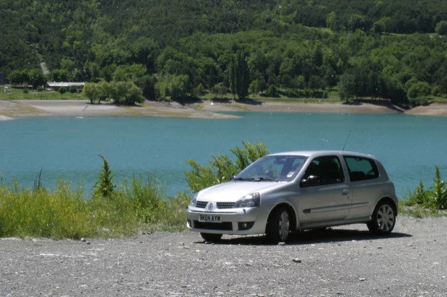 5857615685_88e346d36c_z.webp