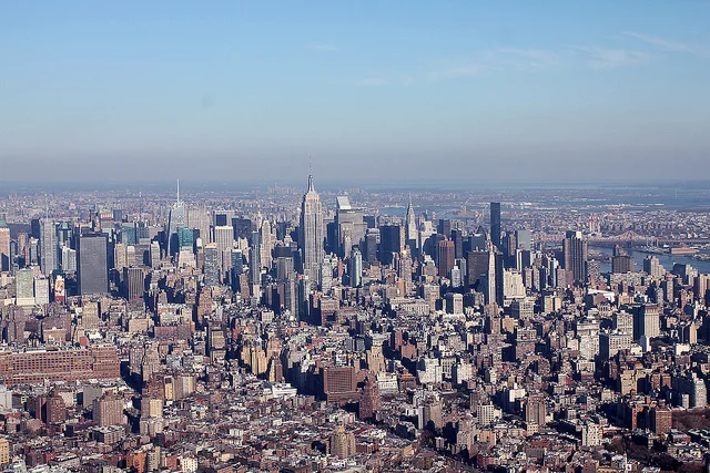 6401706671_6c4940a426_z.webp