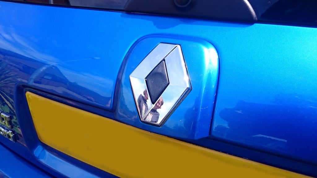 6dzX4iT.jpg