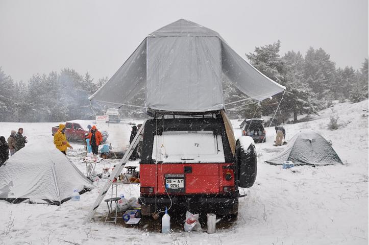 71923d1231968152-roof-top-tents-eminent-four-season-car-top-tent.jpg