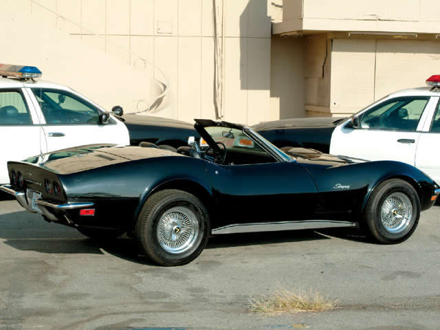 72-corvette.jpg
