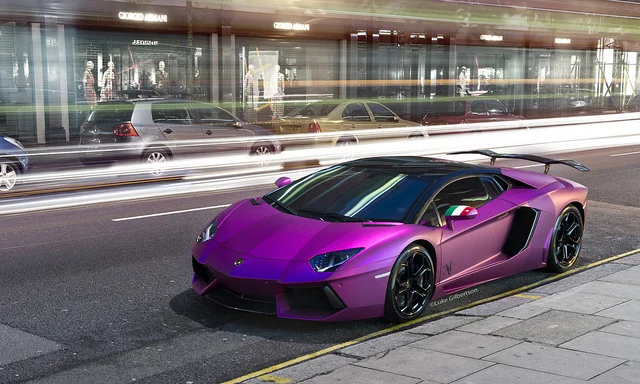 7586780216_32cf24c087_z.webp
