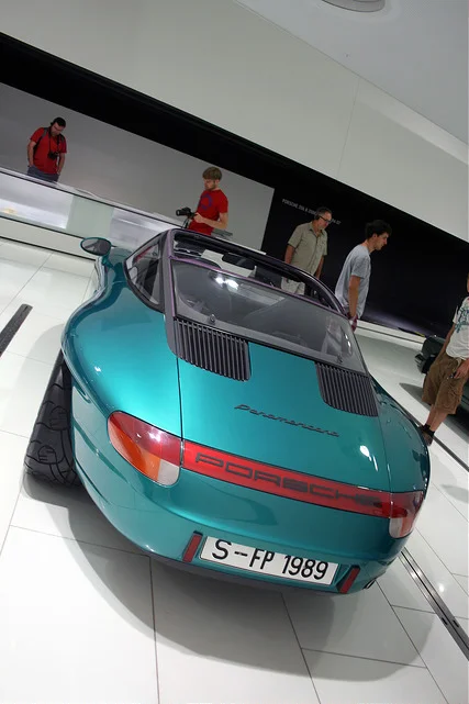 7856162674_31255575ef_z.webp