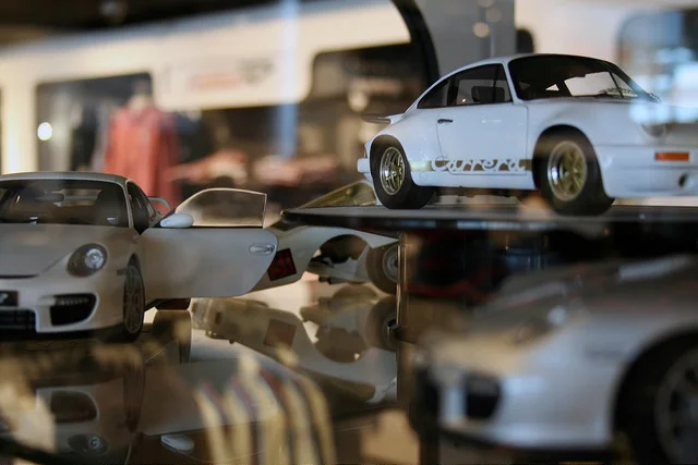 7856199900_a58432aae1_z.webp