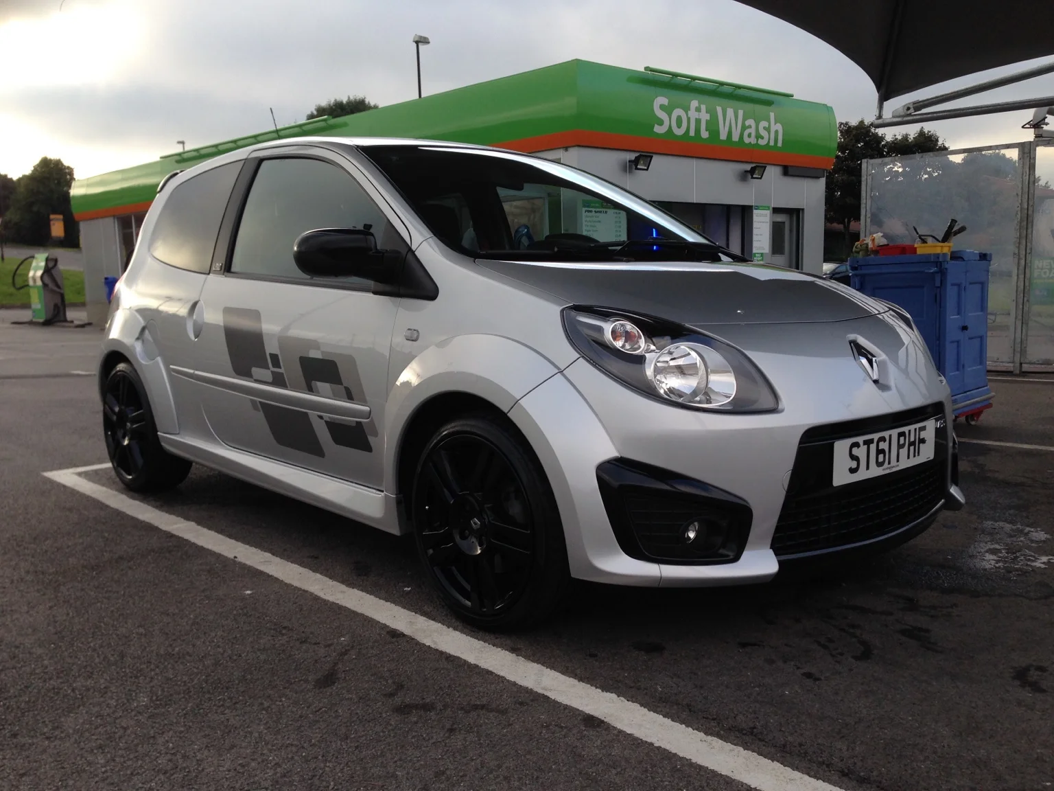 7e7eab384056d262f39b94e81235a51c.webp