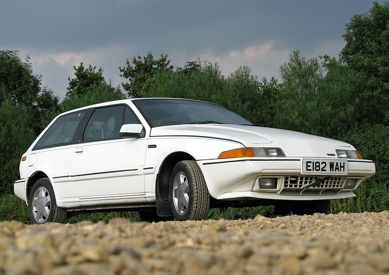 800px-1988_Volvo_480ES.jpg