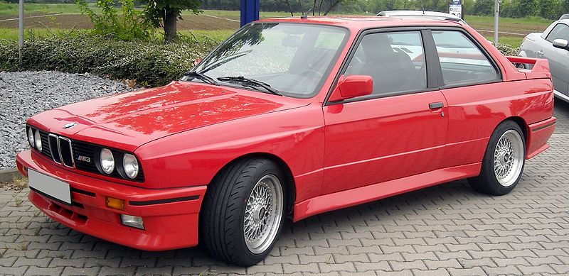 800px-BMW_M3_E30_front_20090514.jpg