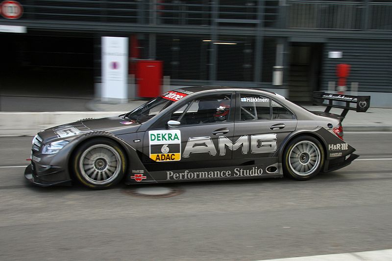 800px-DTM_Mercedes_2007_Haekkinen_amk.jpg