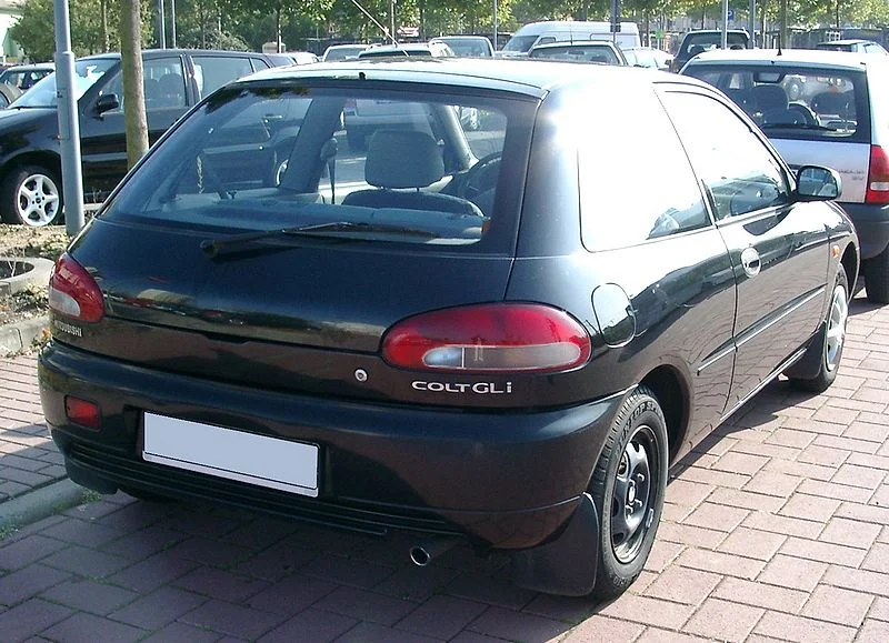 800px-Mitsubishi_Colt_rear_20071015.webp