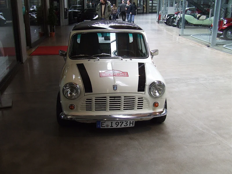 8585124931_2aab0f15fe_c.webp
