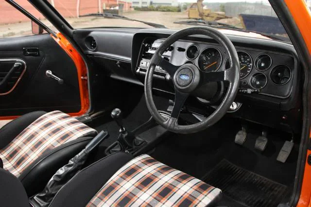 859O8937.webp