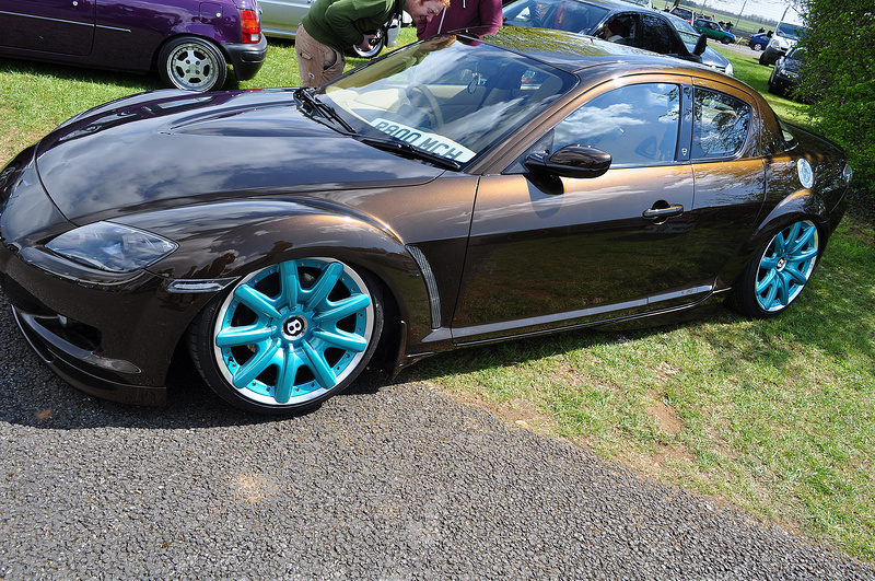 8687002176_ae83ae4989_c.jpg