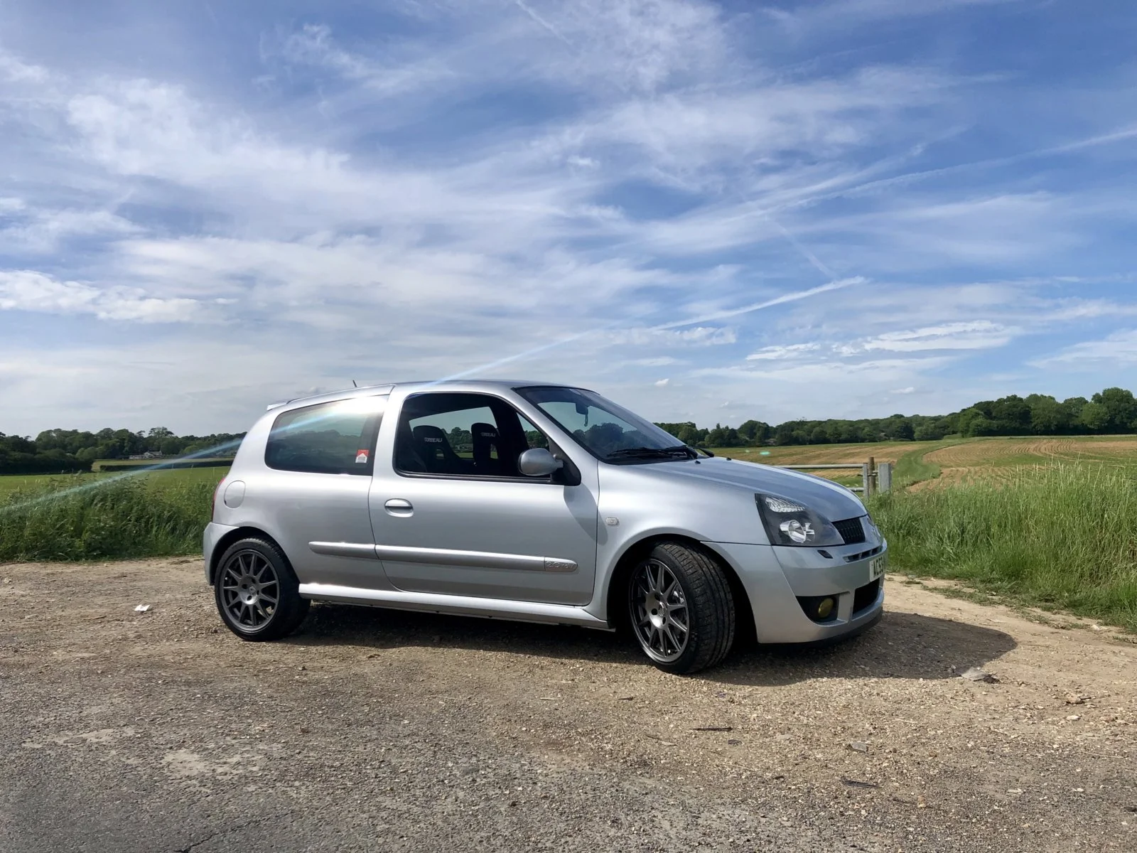 89897E01-56CF-4D30-8D78-0531FCA300C2.webp