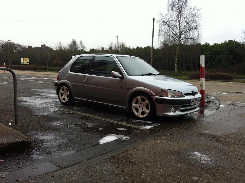 9089583918_3d2f7ae800_c.webp