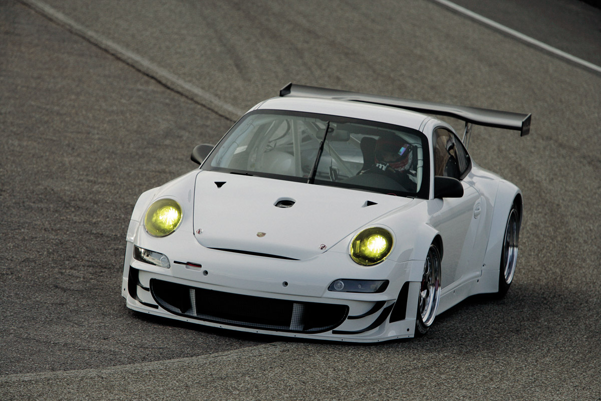 911_gt3_rsr_7.jpg