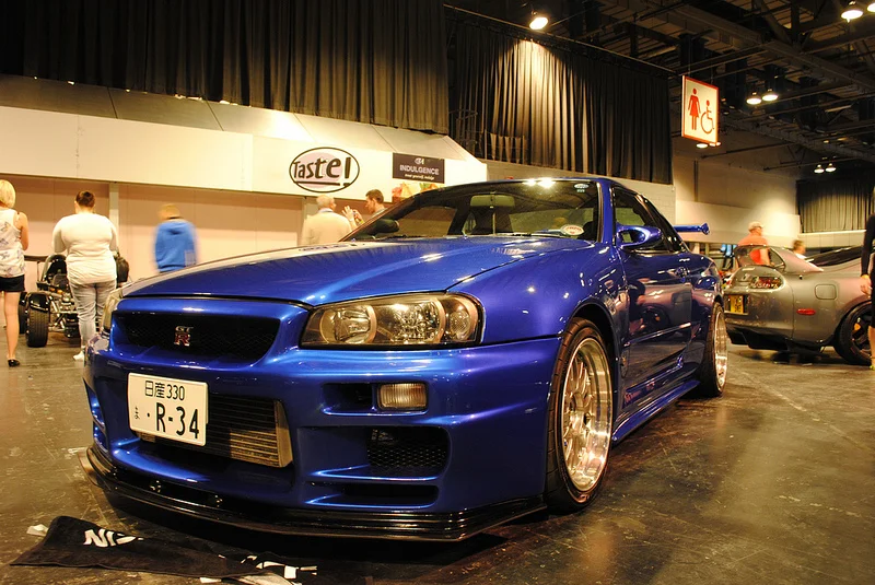 9336510690_d828314cb5_c.webp