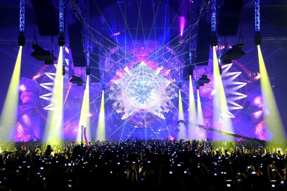 950x633-C.webp