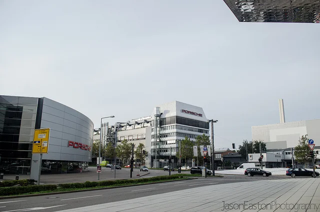 9607337261_1cf6b70dc0_z.webp