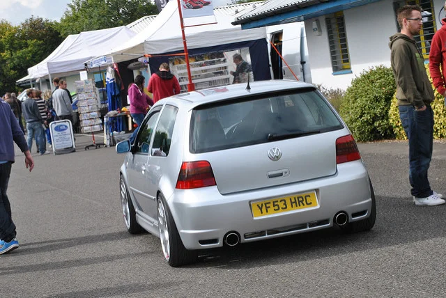 9755345945_94e1a5ff17_z.webp