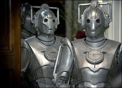 _41631814_cybermen3_416bbc.jpg