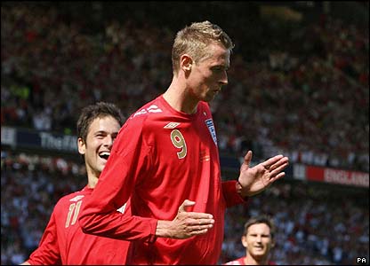 _41728042_petercrouch_3416pa.jpg