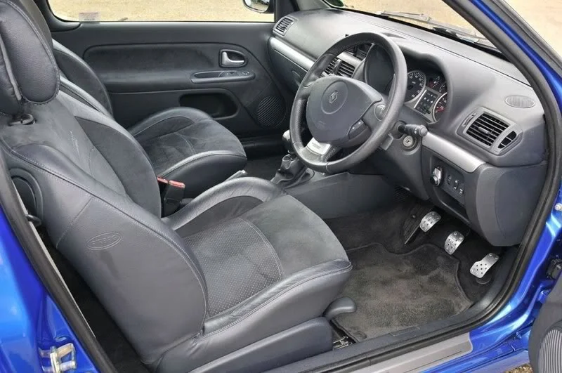 _DSC0487-LS04VKA-CLIO-X12_1000x9001.webp