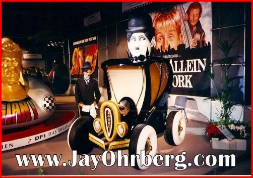 _wsb_502x352_Charlie+Chaplin+15.webp