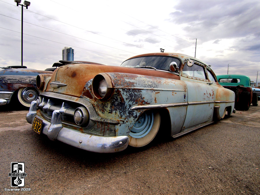 a-rusty-old-future-rat-rod.jpg