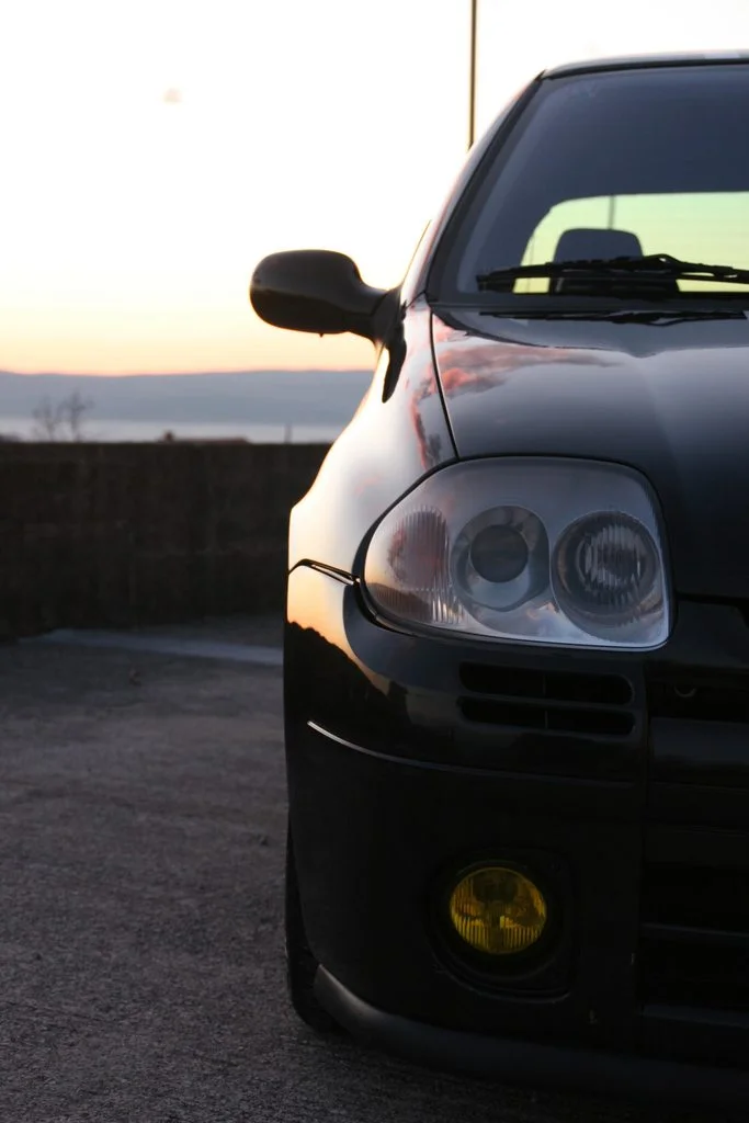 ahvADC8h.webp