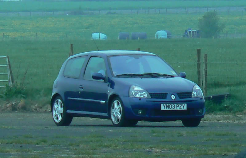 AirfieldApril07003.jpg AirfieldApril07003.jpg