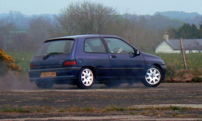 AirfieldApril07015.jpg AirfieldApril07015.jpg