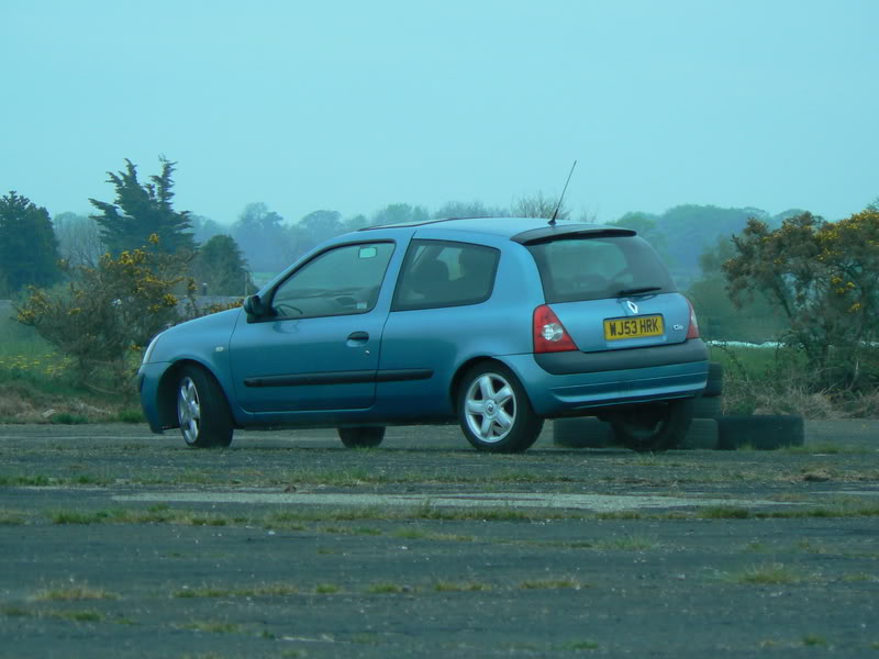 AirfieldApril07031.jpg AirfieldApril07031.jpg