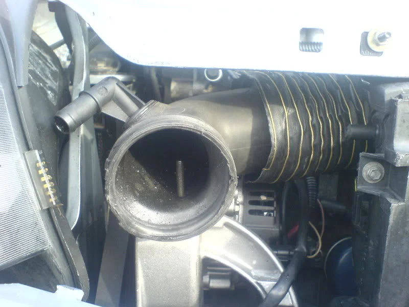 AirIntakeandGrill3.webp