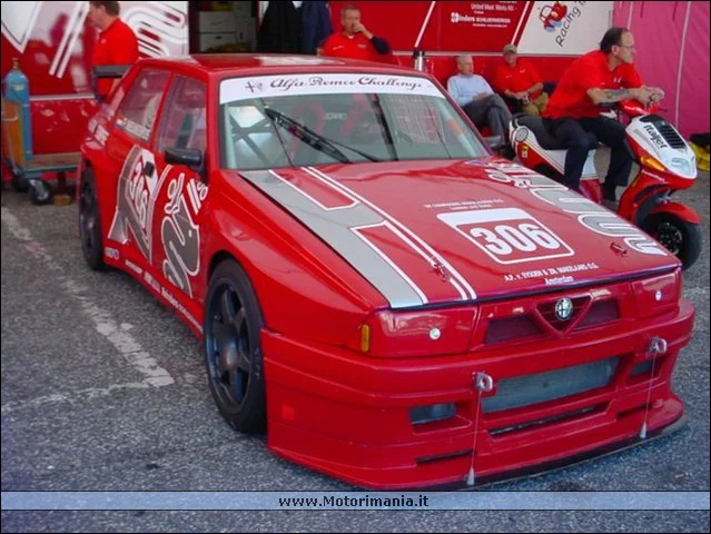 alfa.romeo.75.evoluzione.11.webp