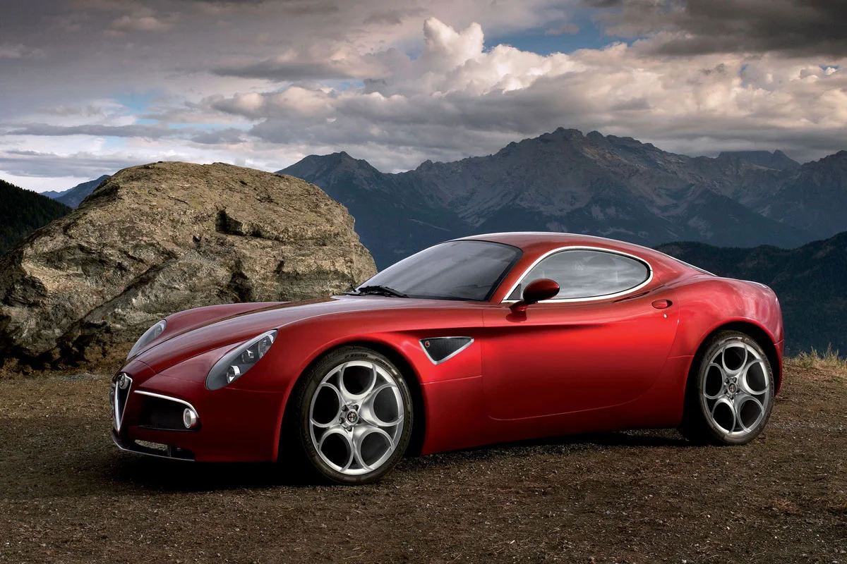 alfa-romeo-8c-competizione-montanas-big.webp