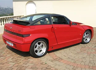 Alfa_Romeo_SZ_rear.webp